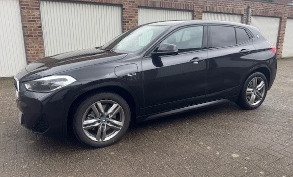 BMW X2 2022 Hybrid Electric/Gasoline Automatic Image 1