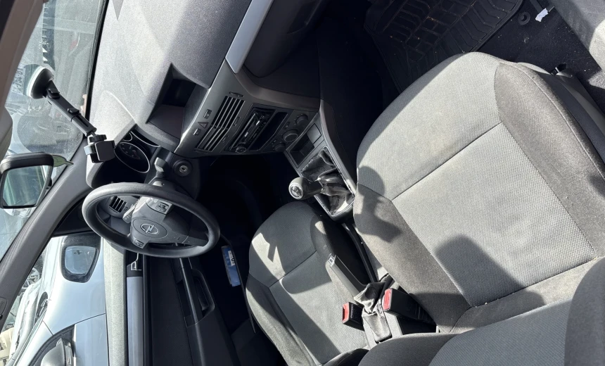 Skoda Octavia 2017 Diesel Automatic Image 11