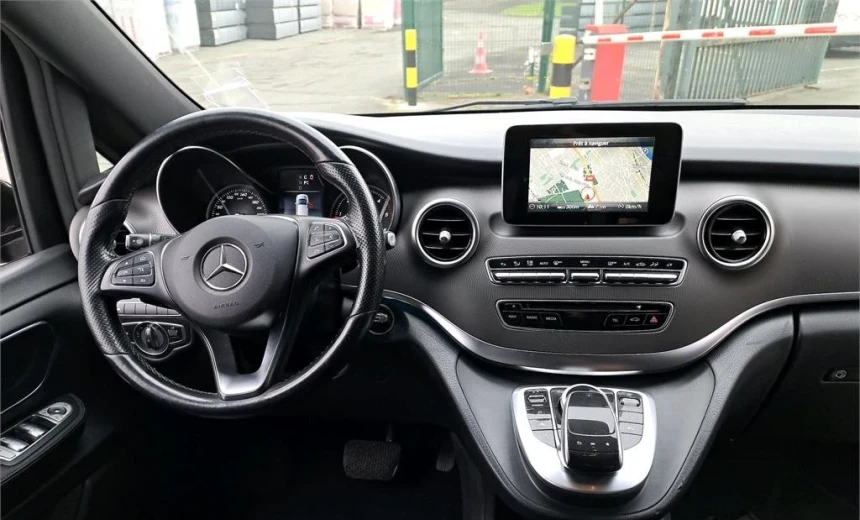 Mercedes-Benz Vito 2018 Diesel Automatic Image 4