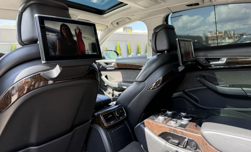 Audi A8 2011 Gasoline Automatic Image 9