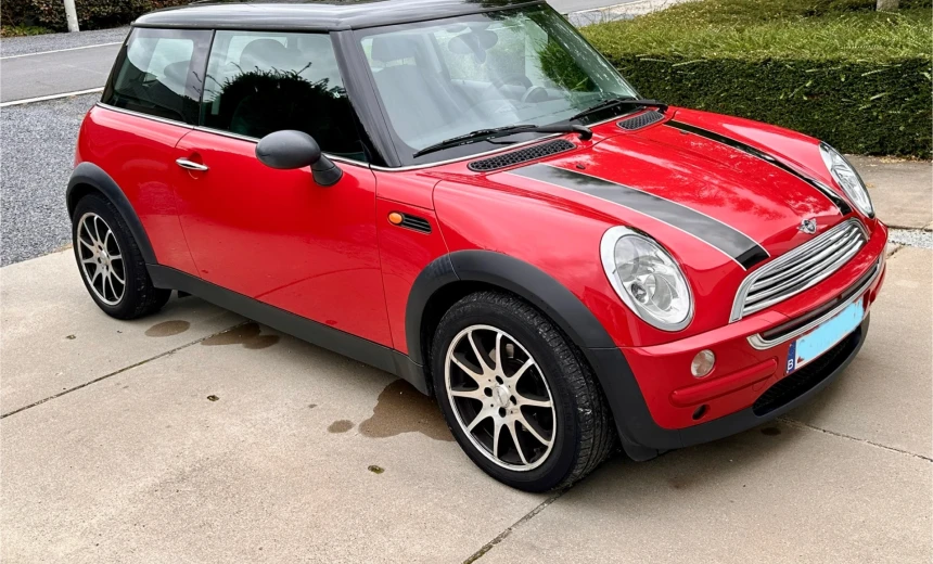 MINI One 2002 Gasoline Manual Image 0