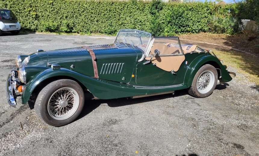 Morgan Plus 4 1989 Gasoline Manual Image 1