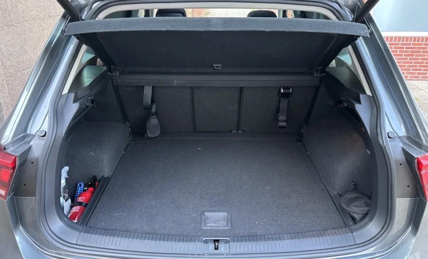 Volkswagen Tiguan 2019 Gasoline Automatic Image 2