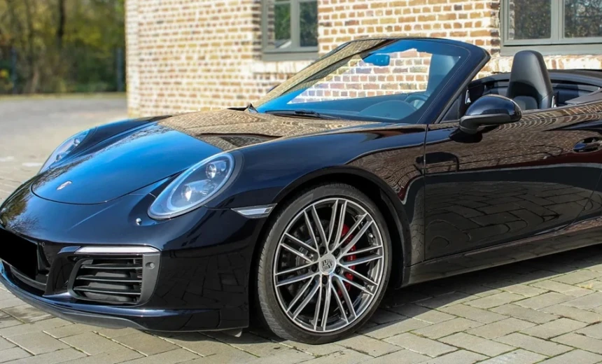Porsche 991 2018 Gasoline Automatic Image 0