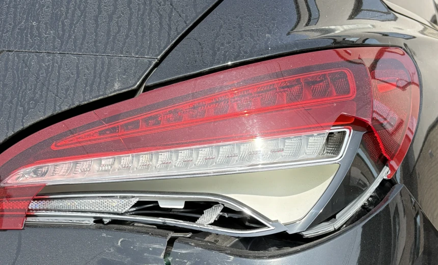 Mercedes-Benz CLA 180 2018 Gasoline Manual Image 8