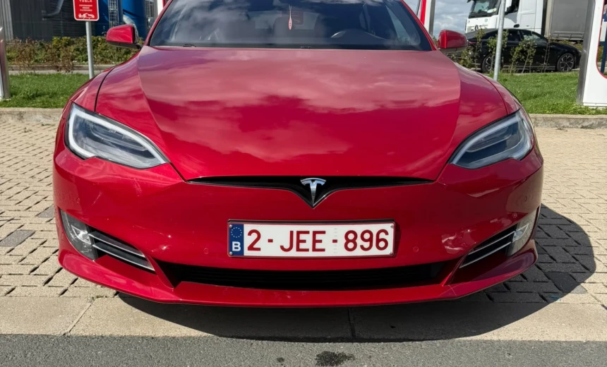 Tesla Model S 2016 Electric Automatic Image 0