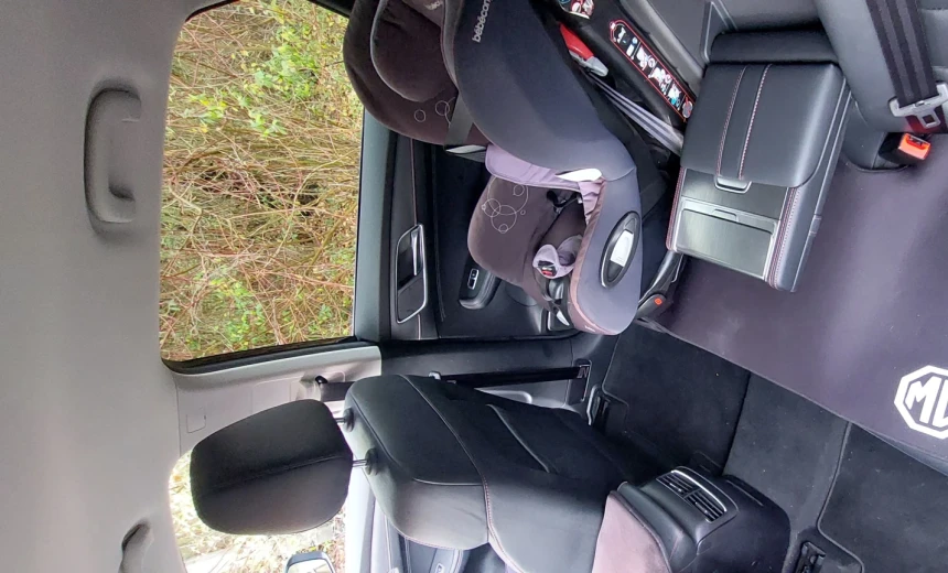 MG EHS 2022 Hybrid Electric/Gasoline Automatic Image 7