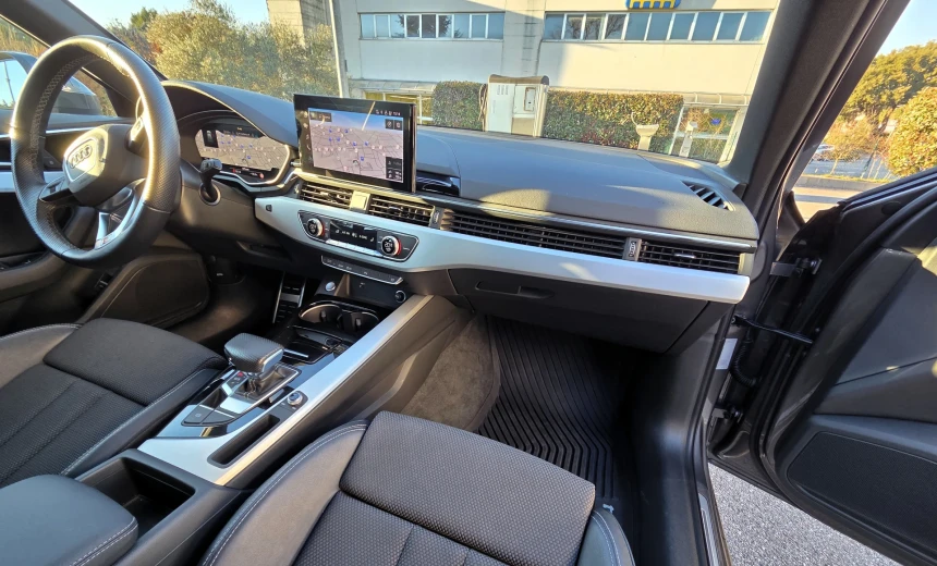 Audi A4 2021 Hybrid Electric/Diesel Automatic Image 7