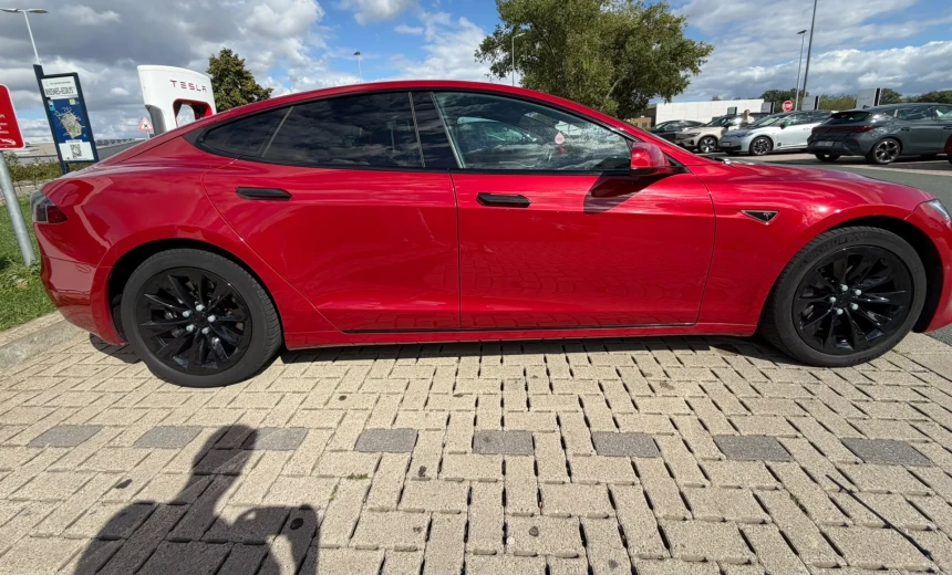 Tesla Model S 2016 Electric Automatic Image 2