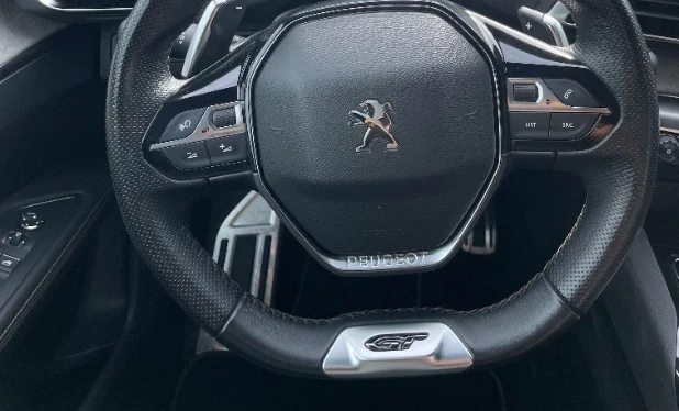 Peugeot 5008 2023 Gasoline Automatic Image 9