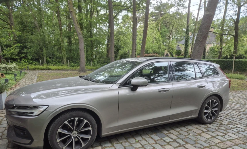 Volvo V60 2019 Diesel Automatic Image 8