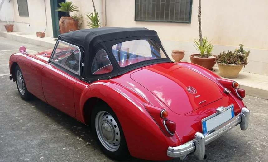 MG MGA 1960 Gasoline Manual Image 5