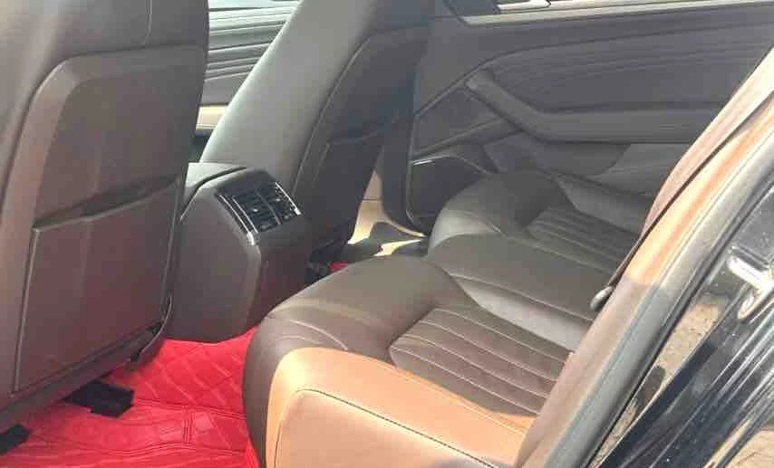 Volkswagen Phaeton 2021 Gasoline Automatic Image 5