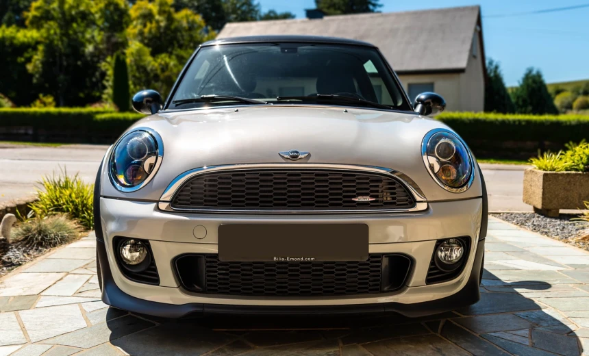 MINI Cooper D 2013 Diesel Automatic Image 0