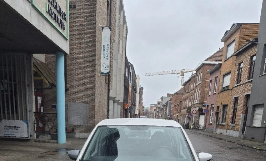 Volkswagen up! 2016 Gasoline Manual Image 3