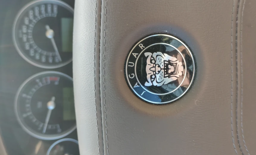 Jaguar S-Type 2007 Diesel Automatic Image 9