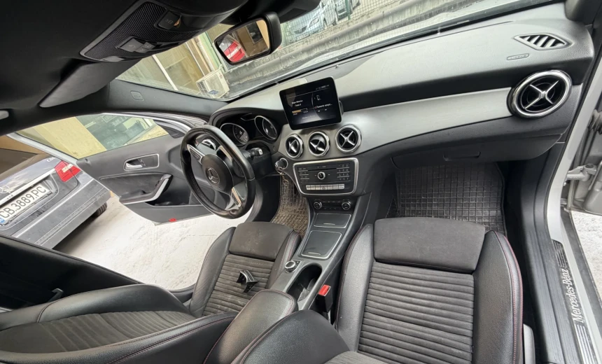 Mercedes-Benz GLA 200 2017 Diesel Automatic Image 4