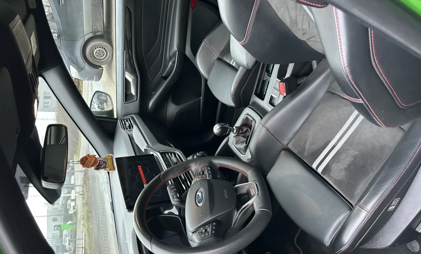 Ford Focus 2023 Gasoline Manual Image 19