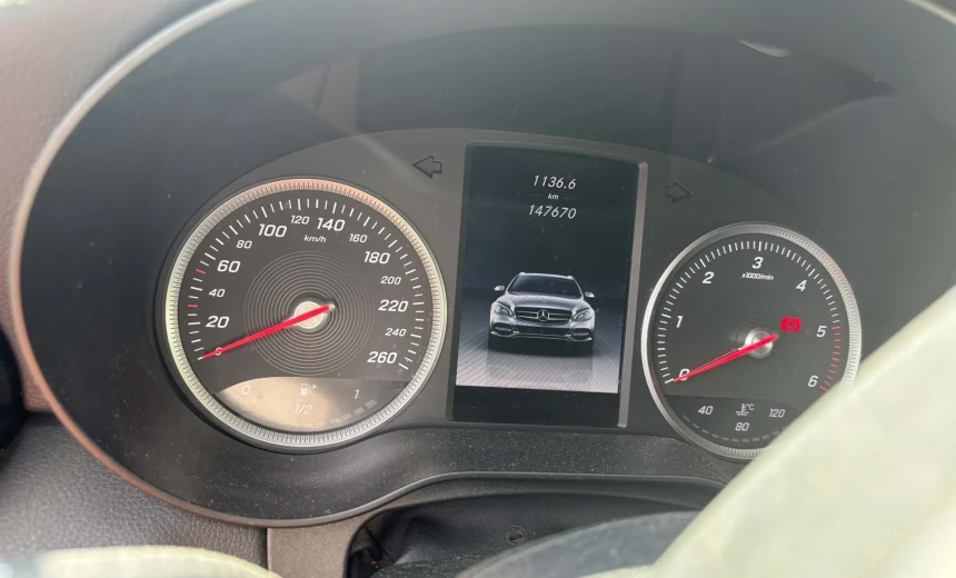 Mercedes-Benz C 180 2015 Diesel Automatic Image 2