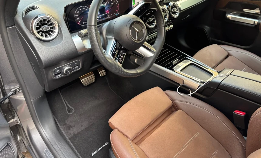 Mercedes-Benz GLB 200 2024 Gasoline Automatic Image 7