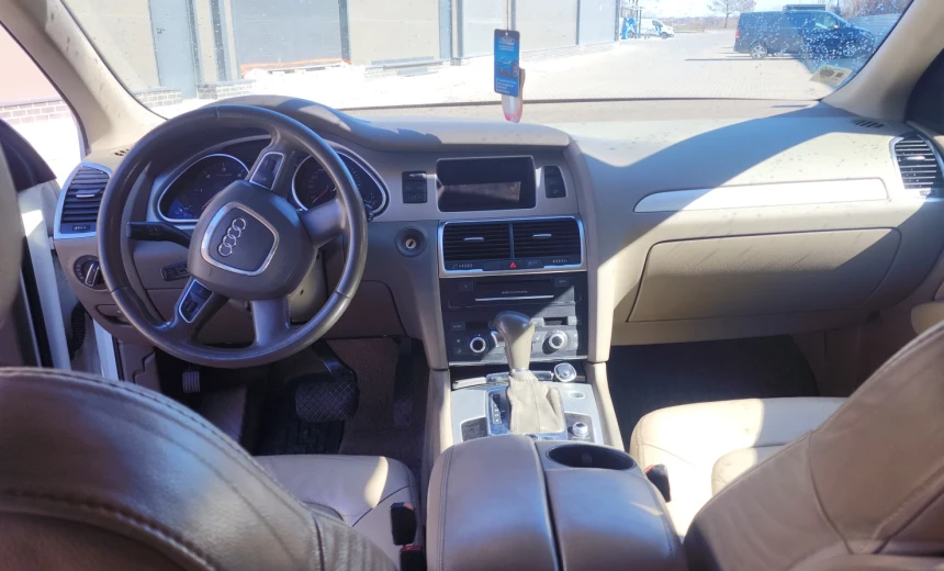 Audi Q7 2011 Diesel Automatic Image 7