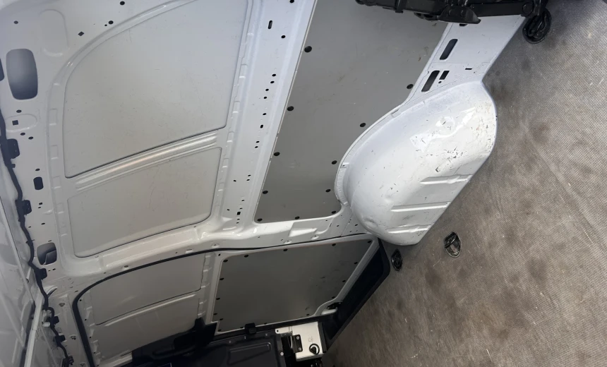 Mercedes-Benz Vito 2022 Diesel Automatic Image 6