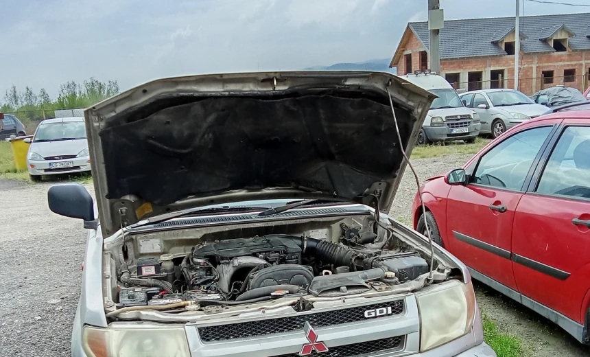 Mitsubishi Pajero Pinin 2001 Gasoline Manual Image 1