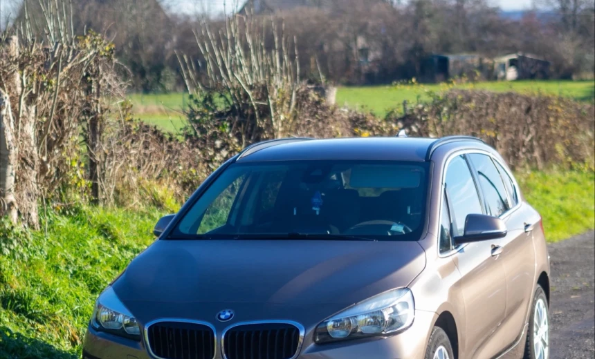 BMW 216 2018 Gasoline Manual Image 0