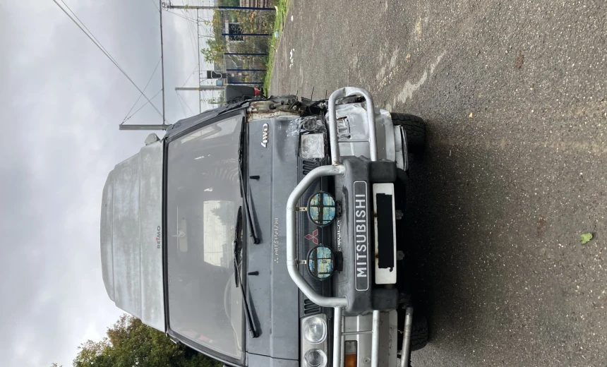 Mitsubishi Delica 1991 Diesel Automatic Image 0