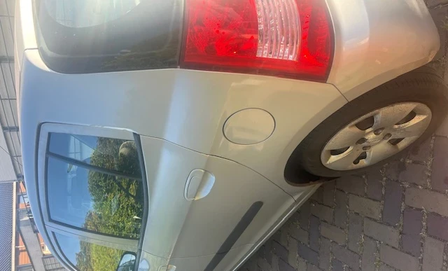 Kia Picanto 2005 Gasoline Manual Image 2