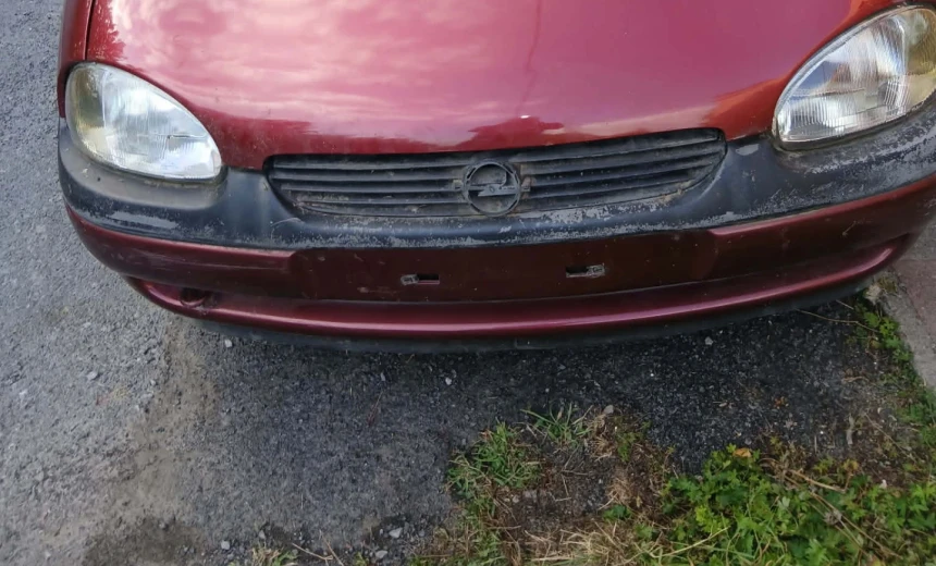 Opel Corsa 1999 Gasoline Manual Image 4