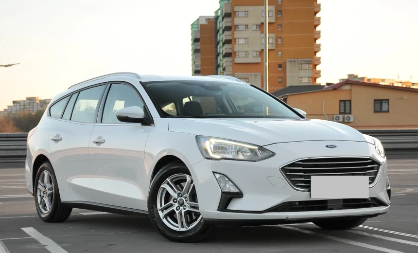 Ford Focus 2020 Diesel Automatic Image 1