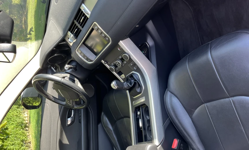 Land Rover Range Rover Evoque 2016 Diesel Manual Image 2