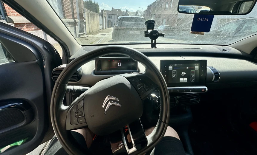 Citroen C4 Cactus 2016 Gasoline Manual Image 6