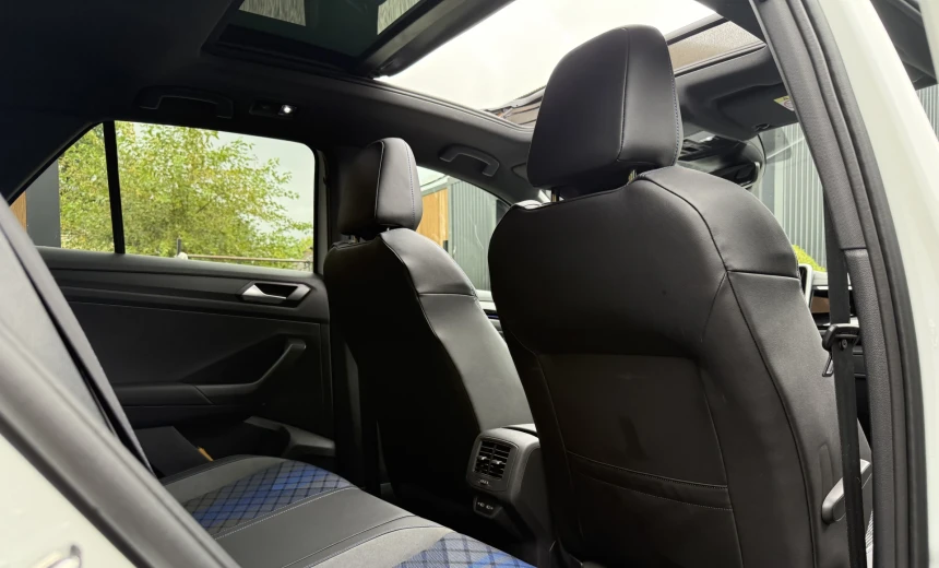 Volkswagen T-Roc 2023 Gasoline Automatic Image 9