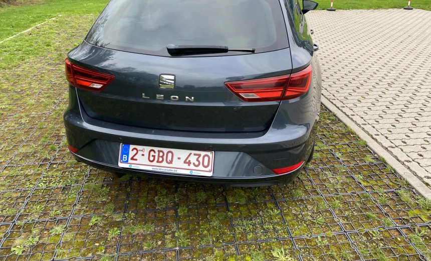 SEAT Leon 2019 Gasoline Manual Image 9