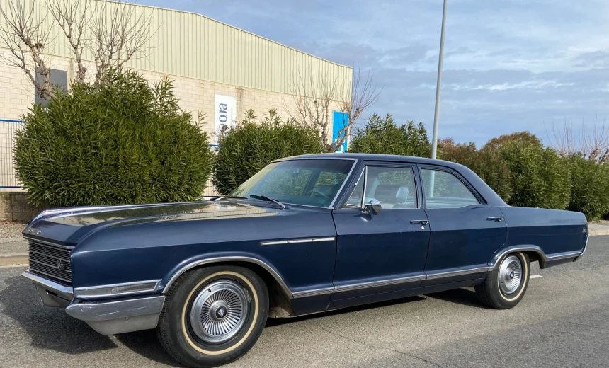 Buick Le Sabre 1966 Gasoline Automatic Image 2