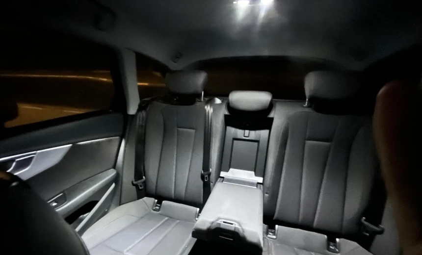 Audi A4 2018 Gasoline Automatic Image 8