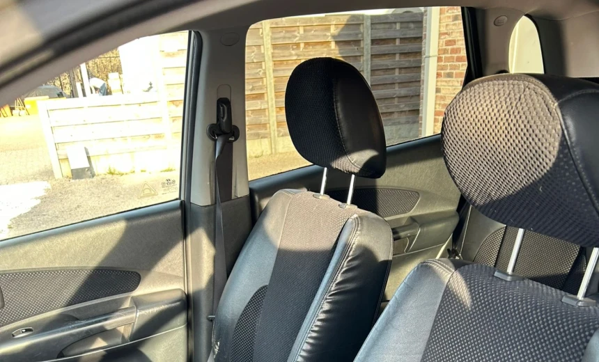 Hyundai Tucson 2008 Diesel Manual Image 4