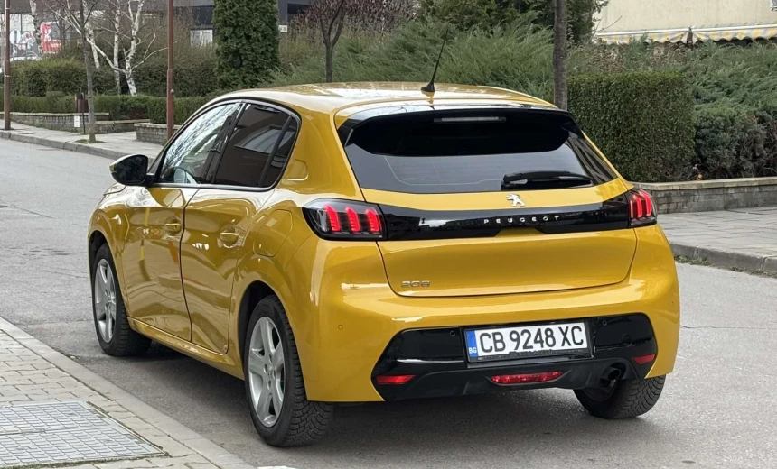 Peugeot 208 2019 Gasoline Manual Image 3