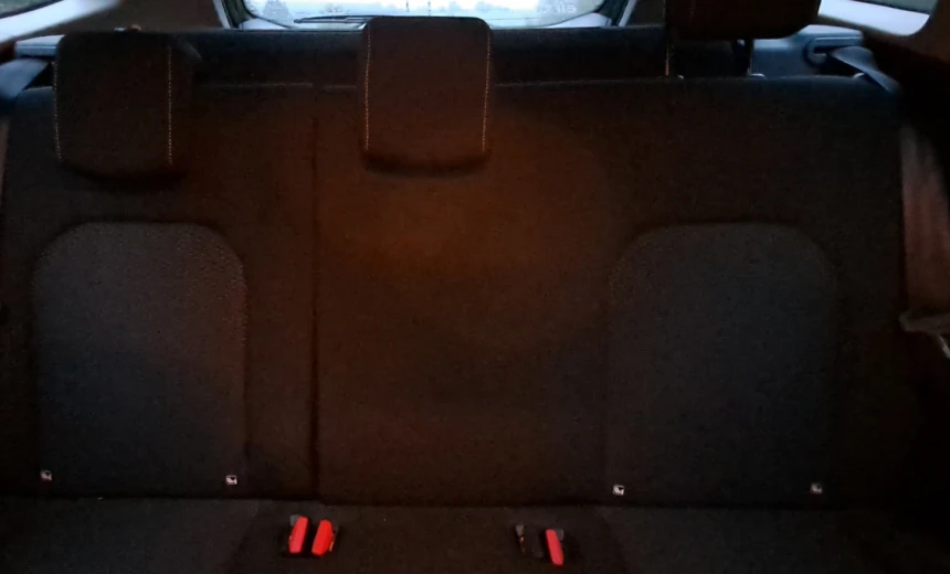 Dacia Duster 2018 Diesel Manual Image 4