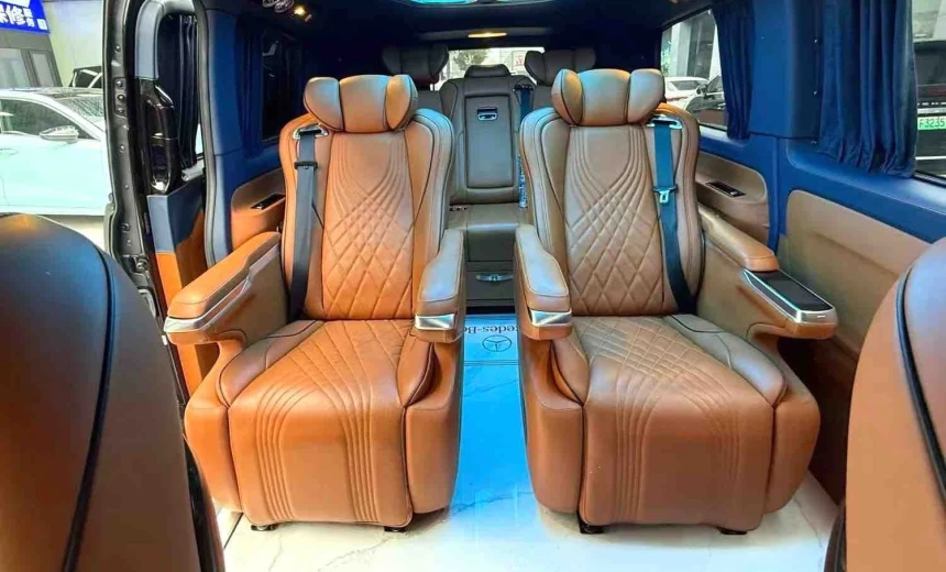Mercedes-Benz Vito 2023 Gasoline Automatic Image 8