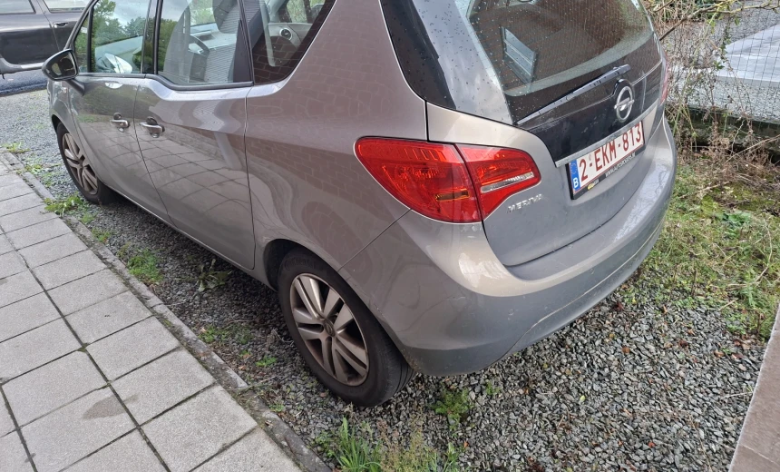 Opel Meriva 2011 Gasoline Manual Image 3