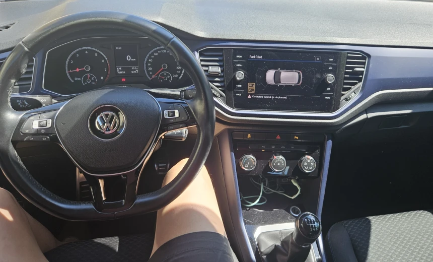 Volkswagen T-Roc 2020 Gasoline Manual Image 6