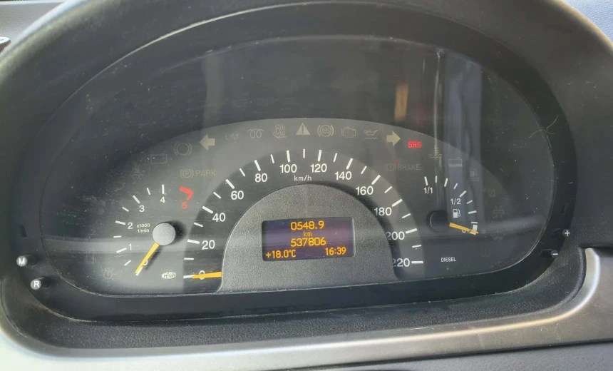 Mercedes-Benz Viano 2006 Diesel Automatic Image 4