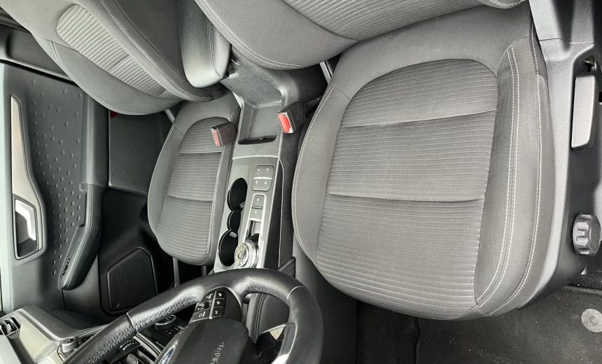 Ford Kuga 2021 Hybrid Electric/Gasoline Automatic Image 7