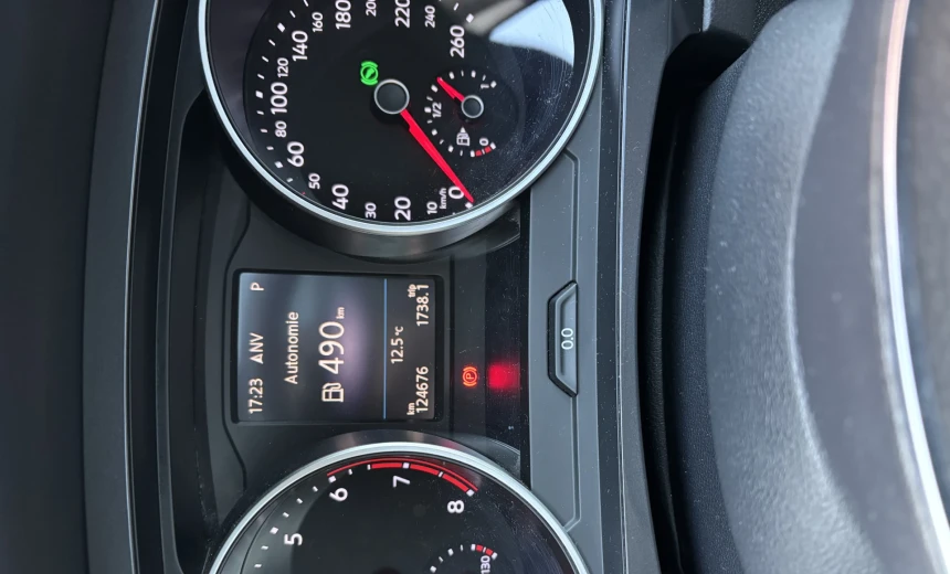 Volkswagen Tiguan 2019 Gasoline Automatic Image 14