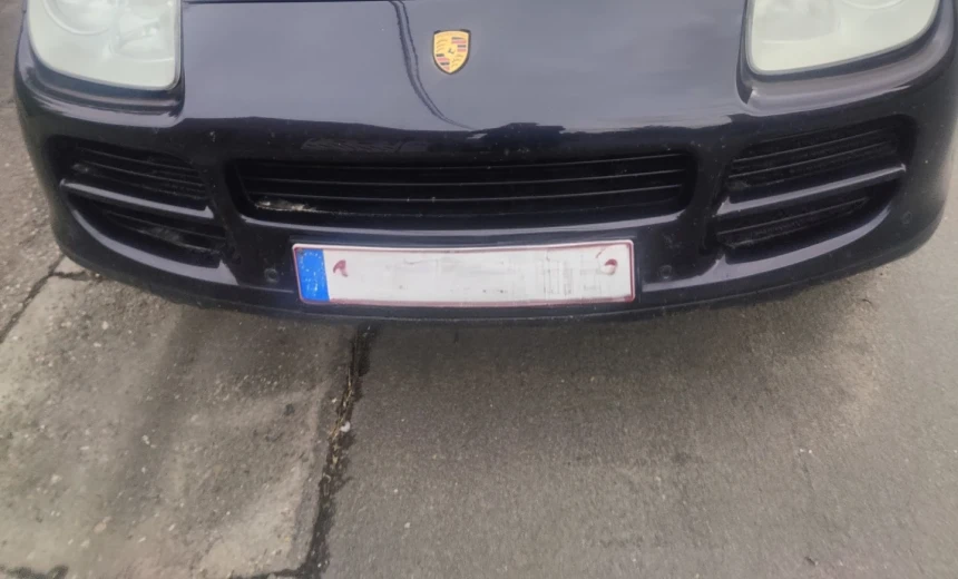 Porsche Cayenne 2005 Gasoline Manual Image 1