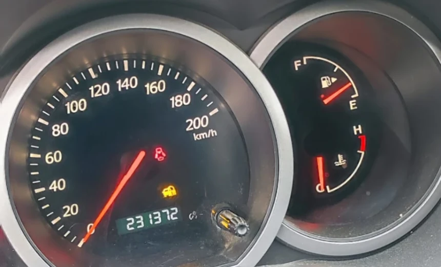 Suzuki Grand Vitara 2006 Gasoline Manual Image 1