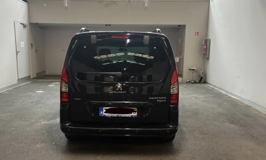 Peugeot Partner 2018 Gasoline Manual Image 4